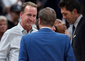 ‘ManningCast’ comes to golf as PGA gets alternate telecast