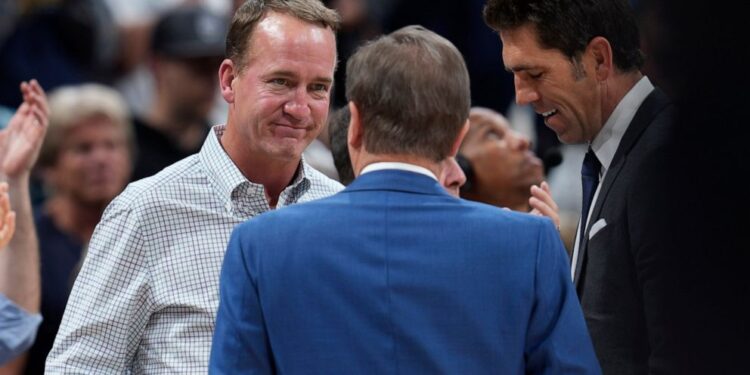 ‘ManningCast’ comes to golf as PGA gets alternate telecast